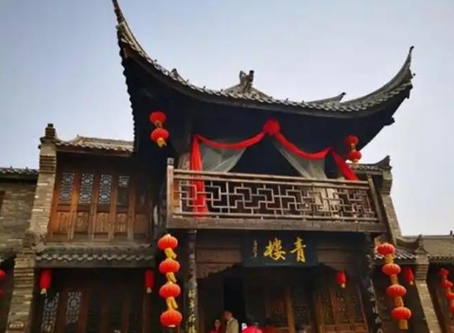 看了鸨鸟怎么交配，才知道古代青楼的老板娘，为何都叫“老鸨”！-6.jpg