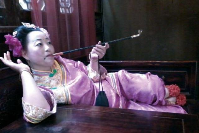 看了鸨鸟怎么交配，才知道古代青楼的老板娘，为何都叫“老鸨”！-15.jpg