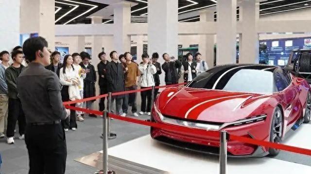 韩国媒体酸了：李在镕在中国笑的比韩国多！原因很简单：三星将死-2.jpg
