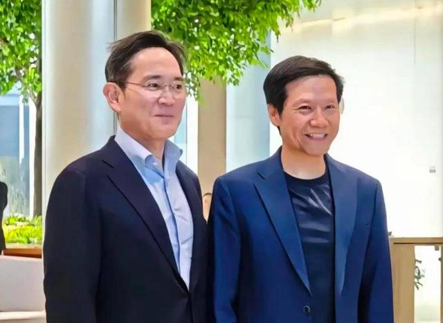 韩国媒体酸了：李在镕在中国笑的比韩国多！原因很简单：三星将死-4.jpg