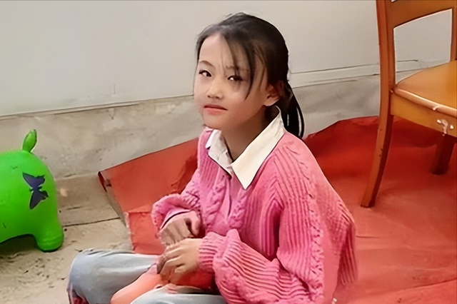 后不后悔？宁夏那个一笑成名拒绝百万签约的小女孩，现在成了这样-4.jpg