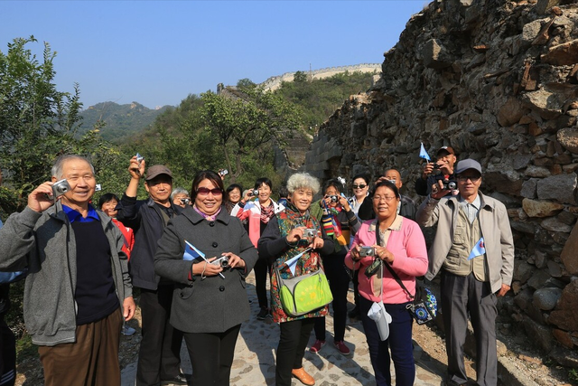 我退休旅游5年，走遍全国后才发现：旅行对老年人来说，真没意思-4.jpg