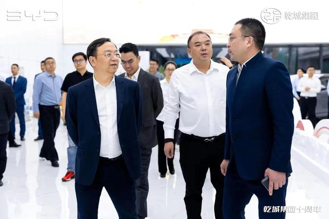 上千人被骗，比亚迪经销商爆雷，20家店人去楼空，曾是第一旗舰店-4.jpg