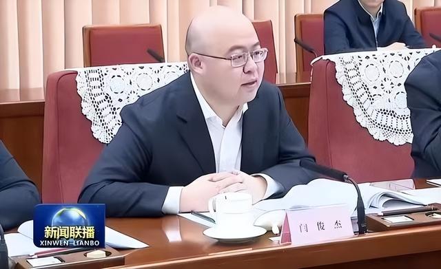 河南小伙“养龙虾”发大财，60天狂飙3000亿，如今被投资者买疯了-16.jpg